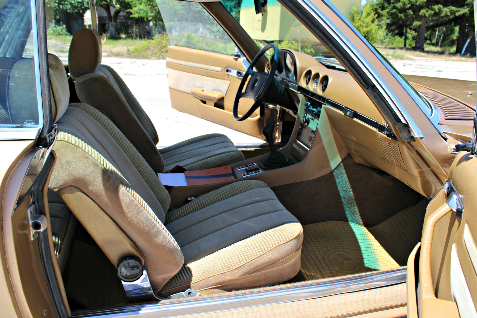 Mercedes-Benz SL 350 V8 Швейцария, снимка 15 - Автомобили и джипове - 54971851