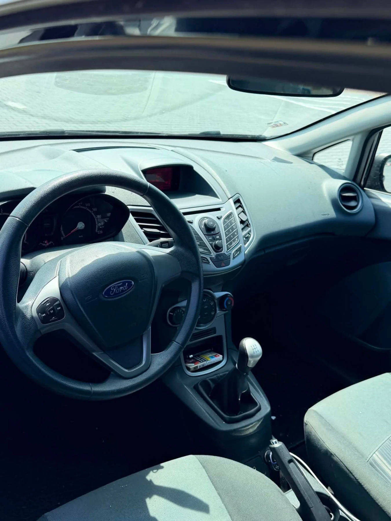 Ford Fiesta 1.6tdci, снимка 5 - Автомобили и джипове - 55225302