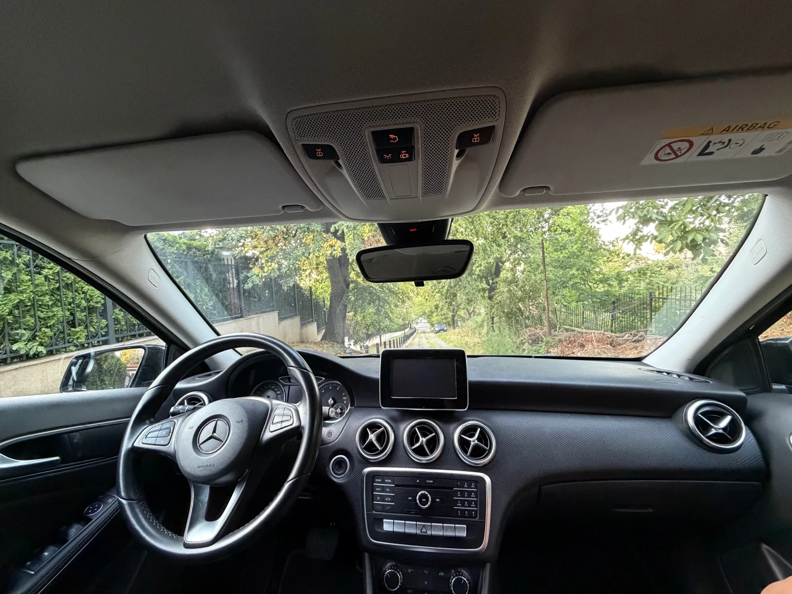 Mercedes-Benz A 180 W176 1.6, снимка 10 - Автомобили и джипове - 55563702