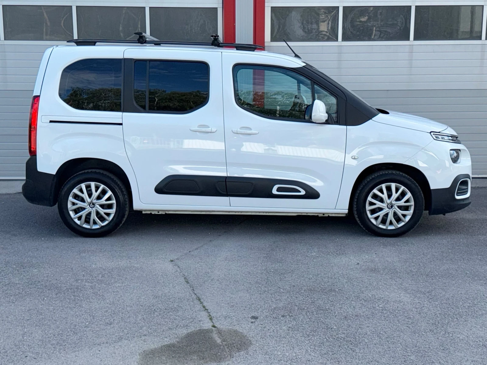 Citroen Berlingo 1.5HDI KLIMATRONIK EVRO 6C ЛИЗИНГ!!!, снимка 7 - Автомобили и джипове - 55868178