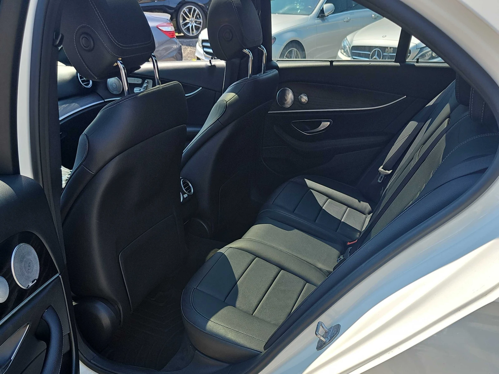 Mercedes-Benz E 400  CARFAX / �������� / ���������� | Mobile.bg � ����������� 15