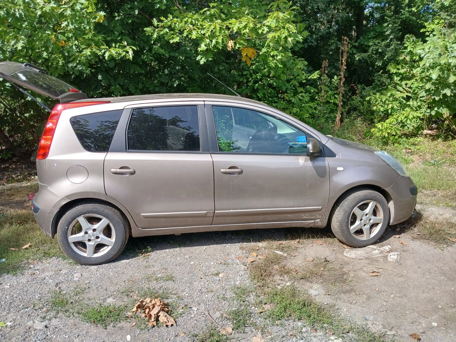 Nissan Note, снимка 2 - Автомобили и джипове - 56138097