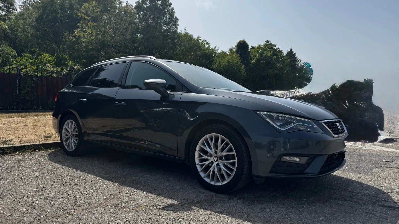 Seat Leon, снимка 2 - Автомобили и джипове - 56369124