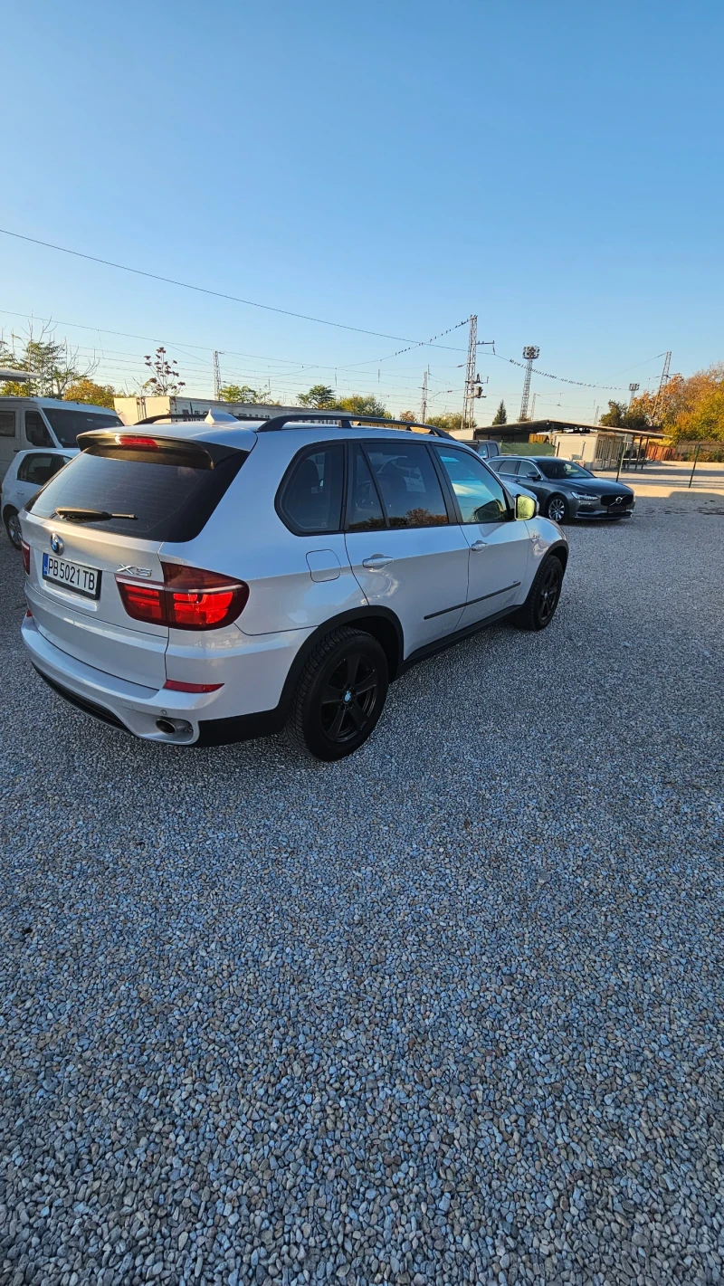 BMW X5 X DRIVE 4 0D .панорама, вакум , камера360, снимка 4 - Автомобили и джипове - 47728710