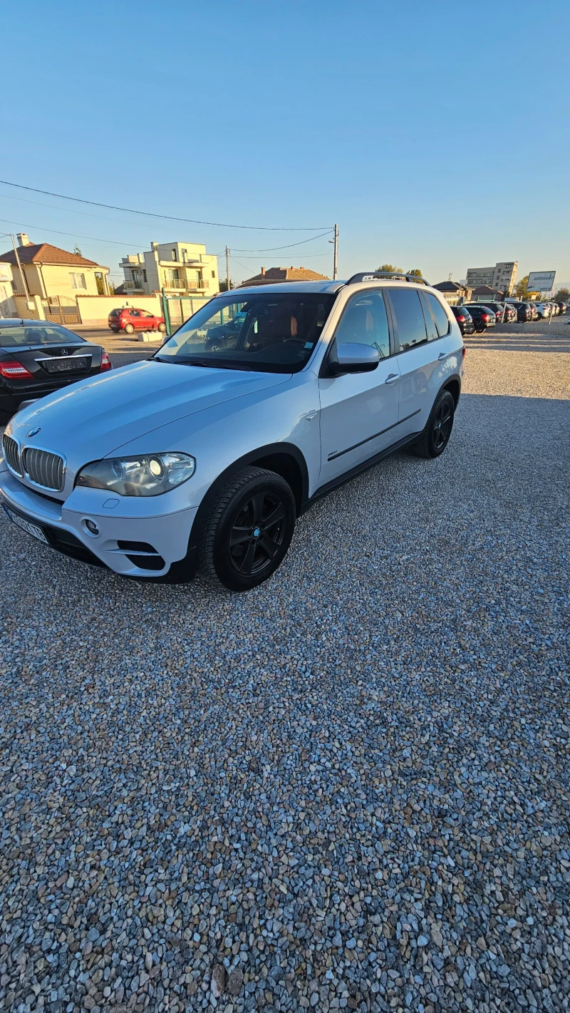 BMW X5 X DRIVE 4 0D .панорама, вакум , камера360, снимка 2 - Автомобили и джипове - 47728710