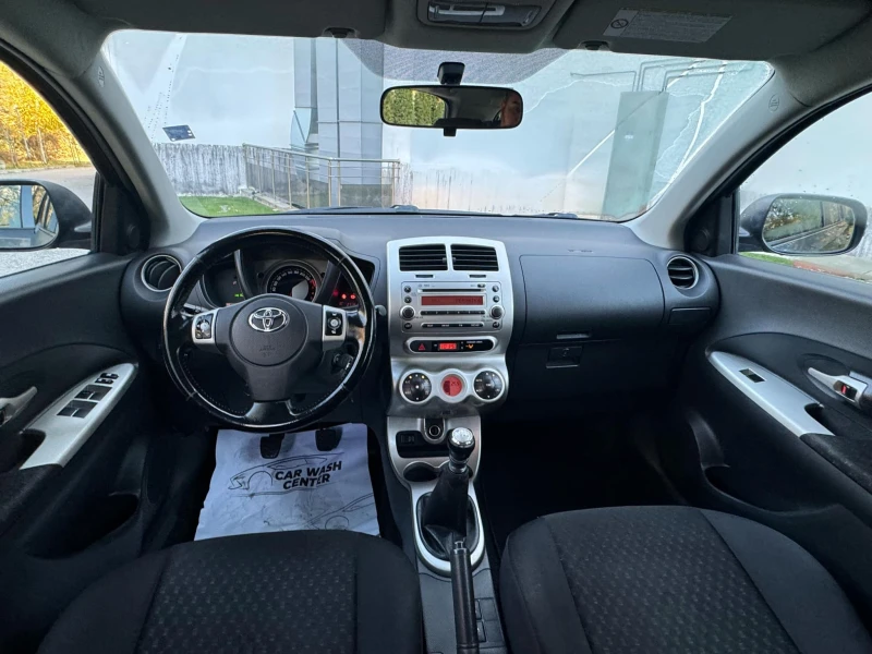 Toyota Urban Cruiser 1.4d / 4Х4 / РЕГИСТРИРАН , снимка 14 - Автомобили и джипове - 47924782