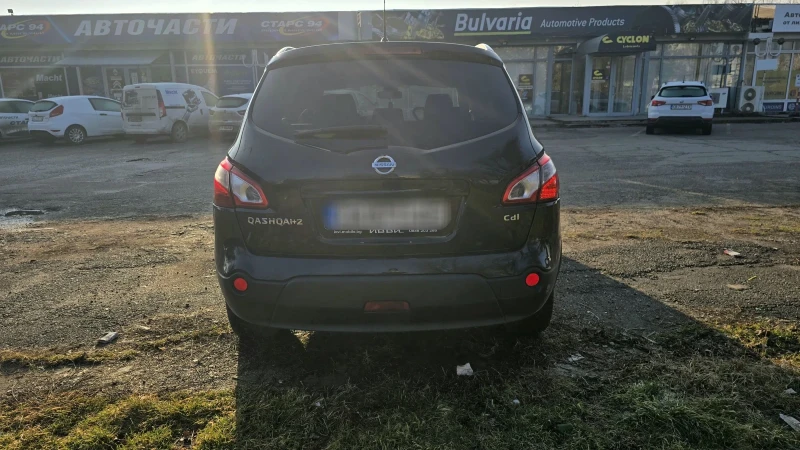 Nissan Qashqai 2.0., снимка 2 - Автомобили и джипове - 49341239