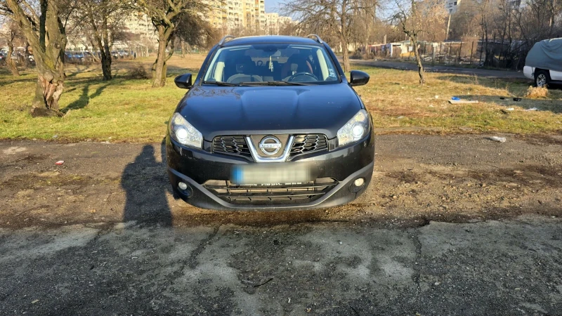 Nissan Qashqai 2.0., снимка 1 - Автомобили и джипове - 49341239