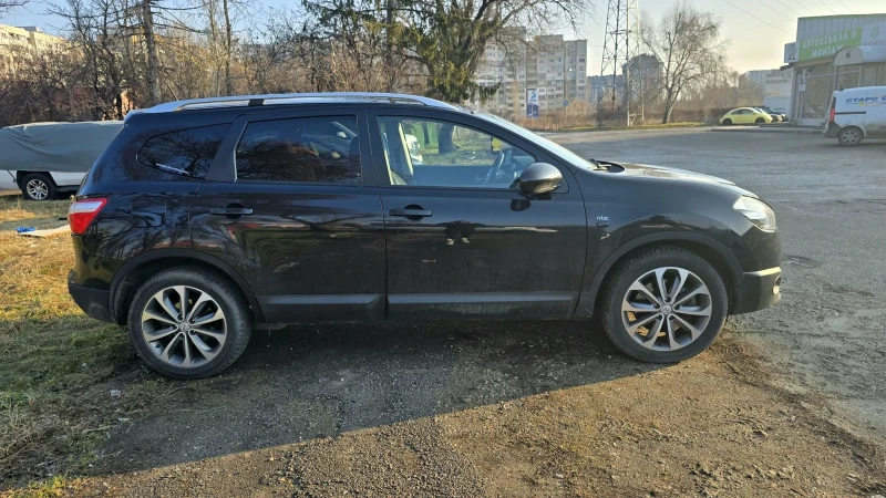 Nissan Qashqai 2.0., снимка 3 - Автомобили и джипове - 49341239