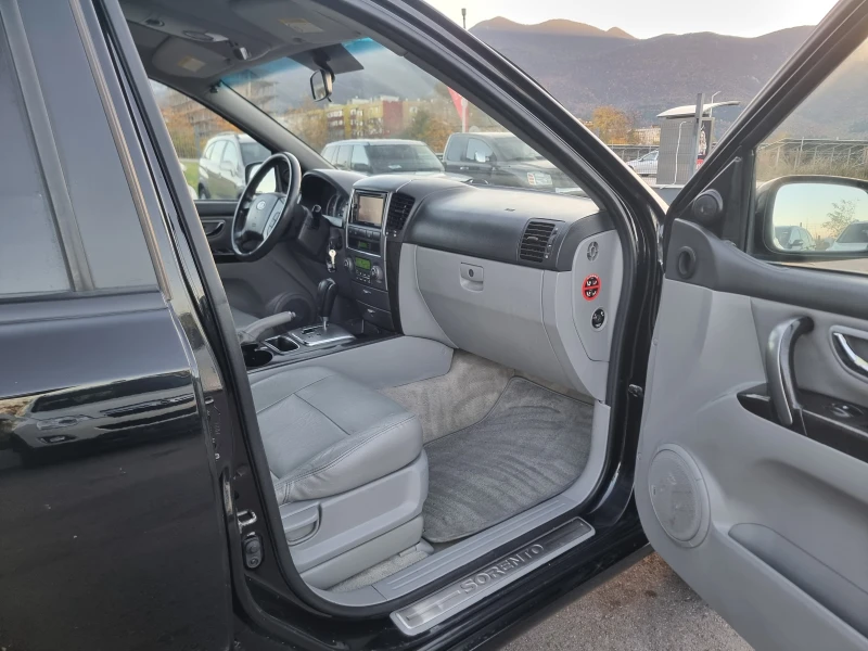 Kia Sorento 2.5CRDI FACE, снимка 15 - Автомобили и джипове - 52273958