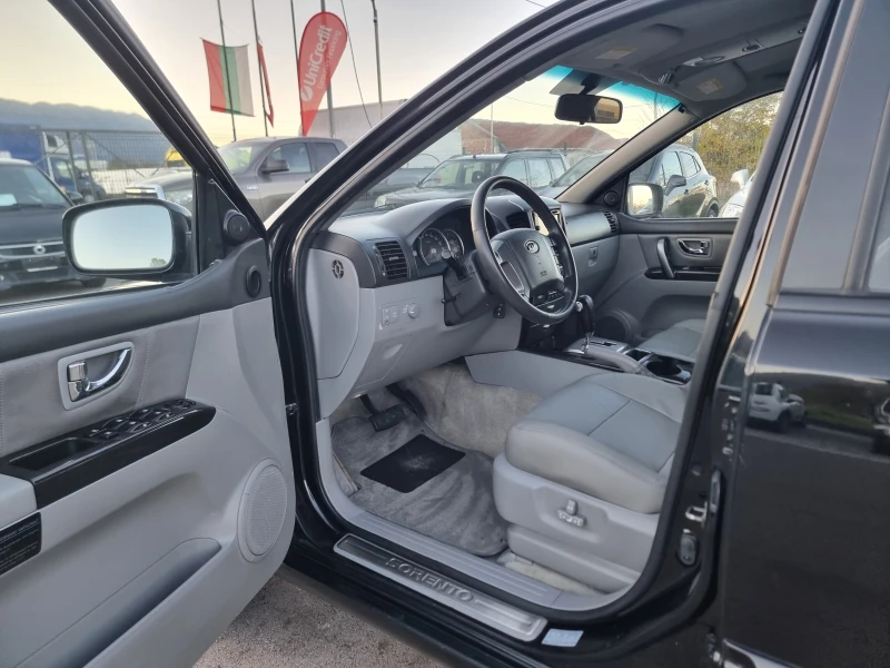 Kia Sorento 2.5CRDI FACE, снимка 10 - Автомобили и джипове - 52273958