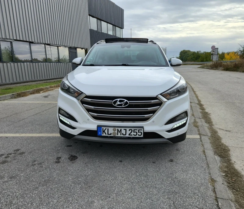 Hyundai Tucson 2.0 136кс.PANORAMA 2017г., снимка 5 - Автомобили и джипове - 52743864