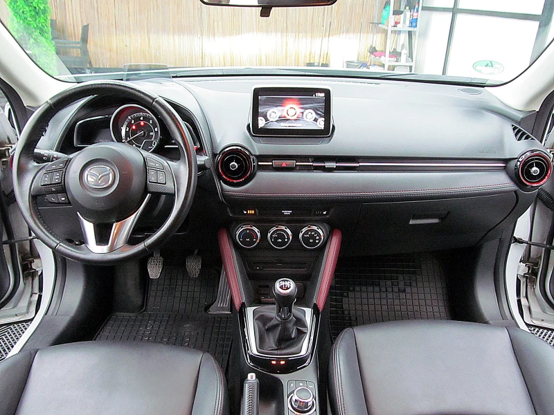 Mazda CX-3 KeulessGO/6sk/NAVI/PODGREV/СОБСТВЕН ЛИЗИНГ, снимка 11 - Автомобили и джипове - 52812004