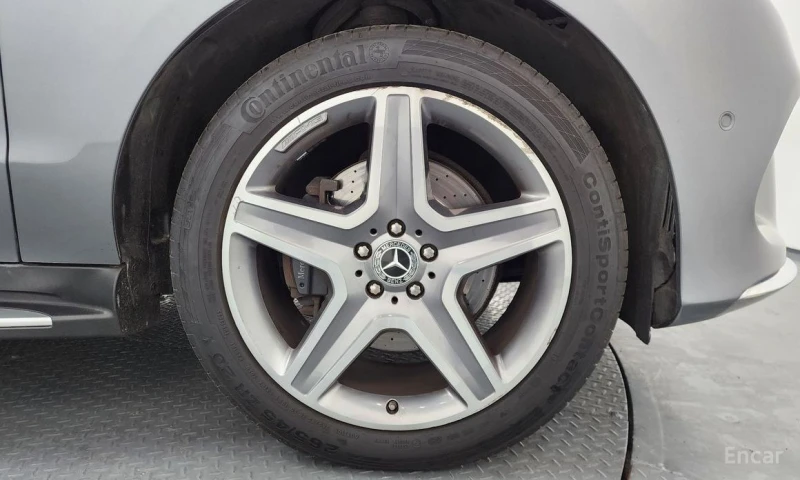 Mercedes-Benz GLE 350, снимка 5 - Автомобили и джипове - 53283636