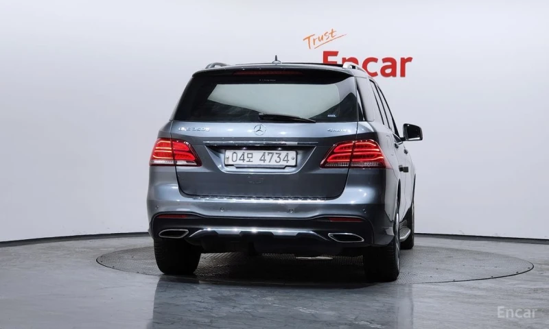 Mercedes-Benz GLE 350, снимка 4 - Автомобили и джипове - 53283636