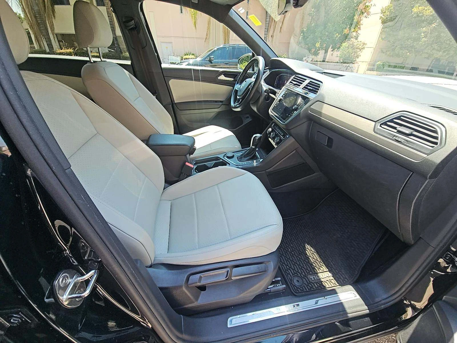 VW Tiguan SEL R-Line Black* ДИГИТАЛ* ЛИЗИНГ - изображение 8