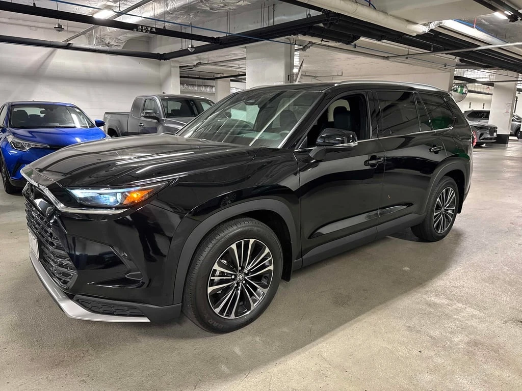 Toyota Highlander  - изображение 2