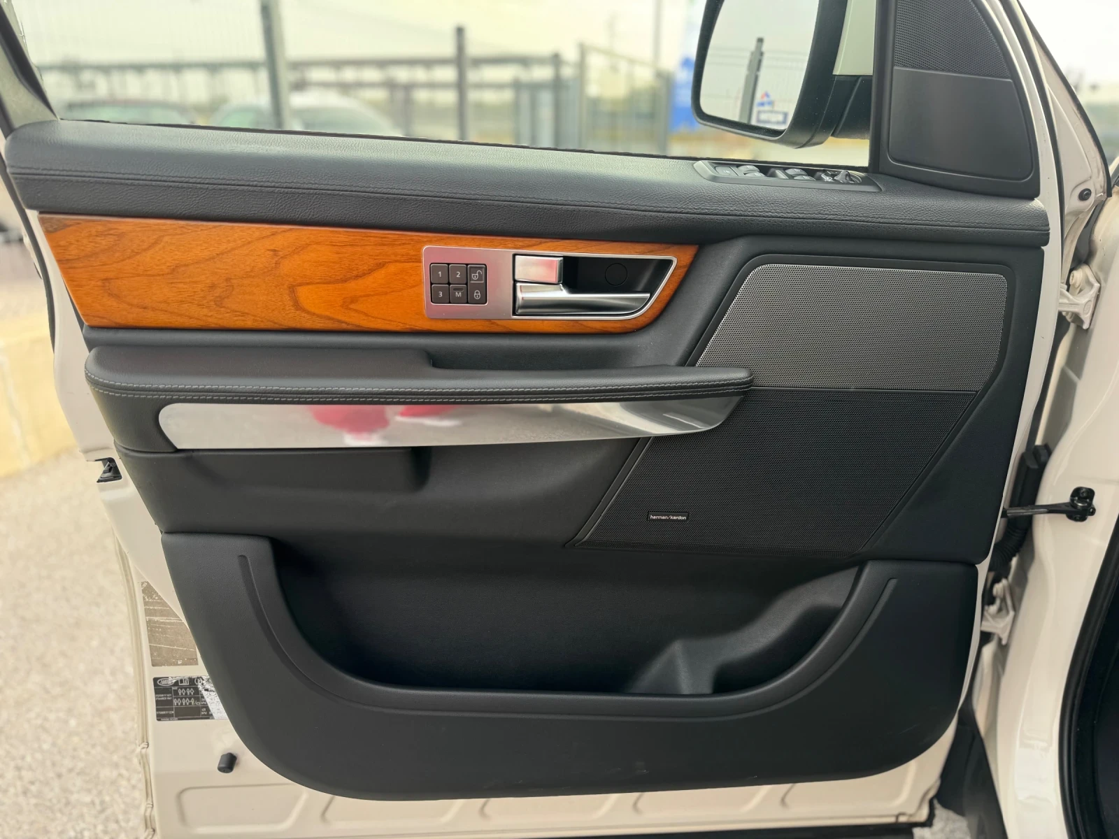 Land Rover Range Rover Sport 3.0D HSE facelift - изображение 8