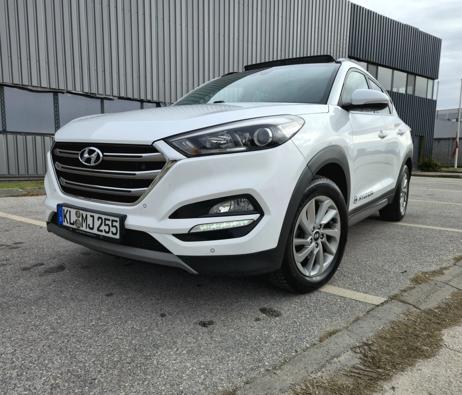 Hyundai Tucson 2.0 136��.PANORAMA 2017�. | Mobile.bg � ����������� 1