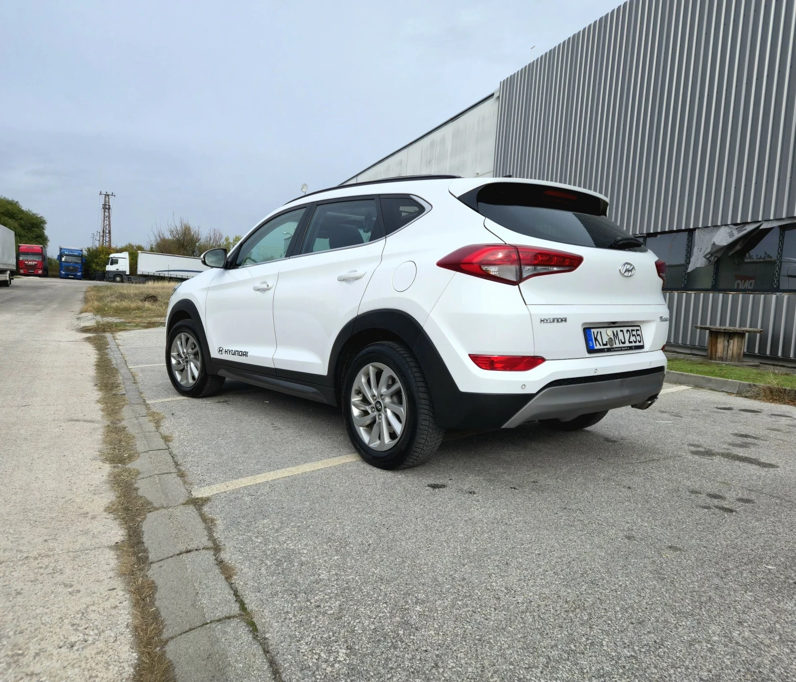 Hyundai Tucson 2.0 136��.PANORAMA 2017�. | Mobile.bg � ����������� 17