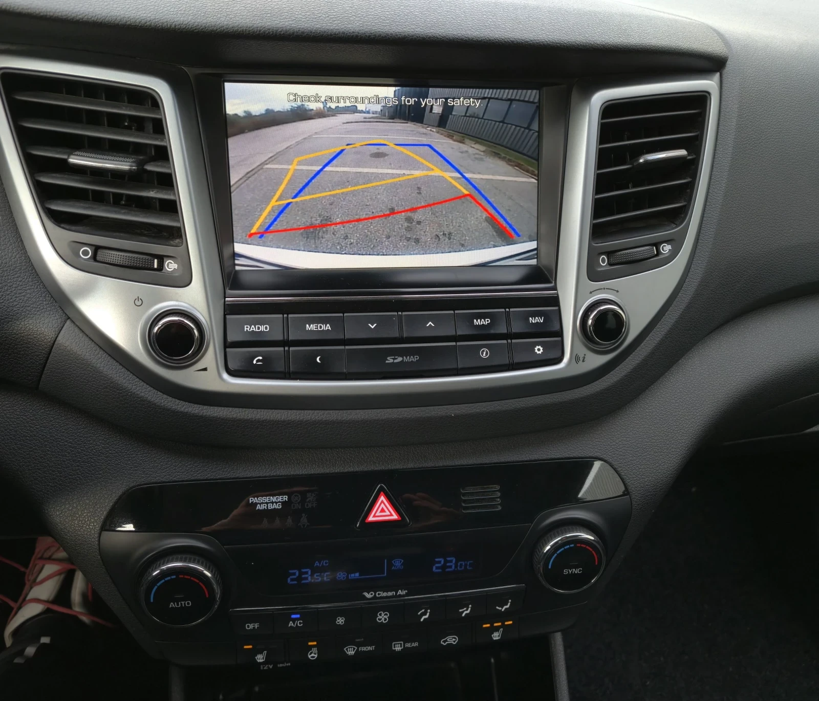 Hyundai Tucson 2.0 136��.PANORAMA 2017�. | Mobile.bg � ����������� 15