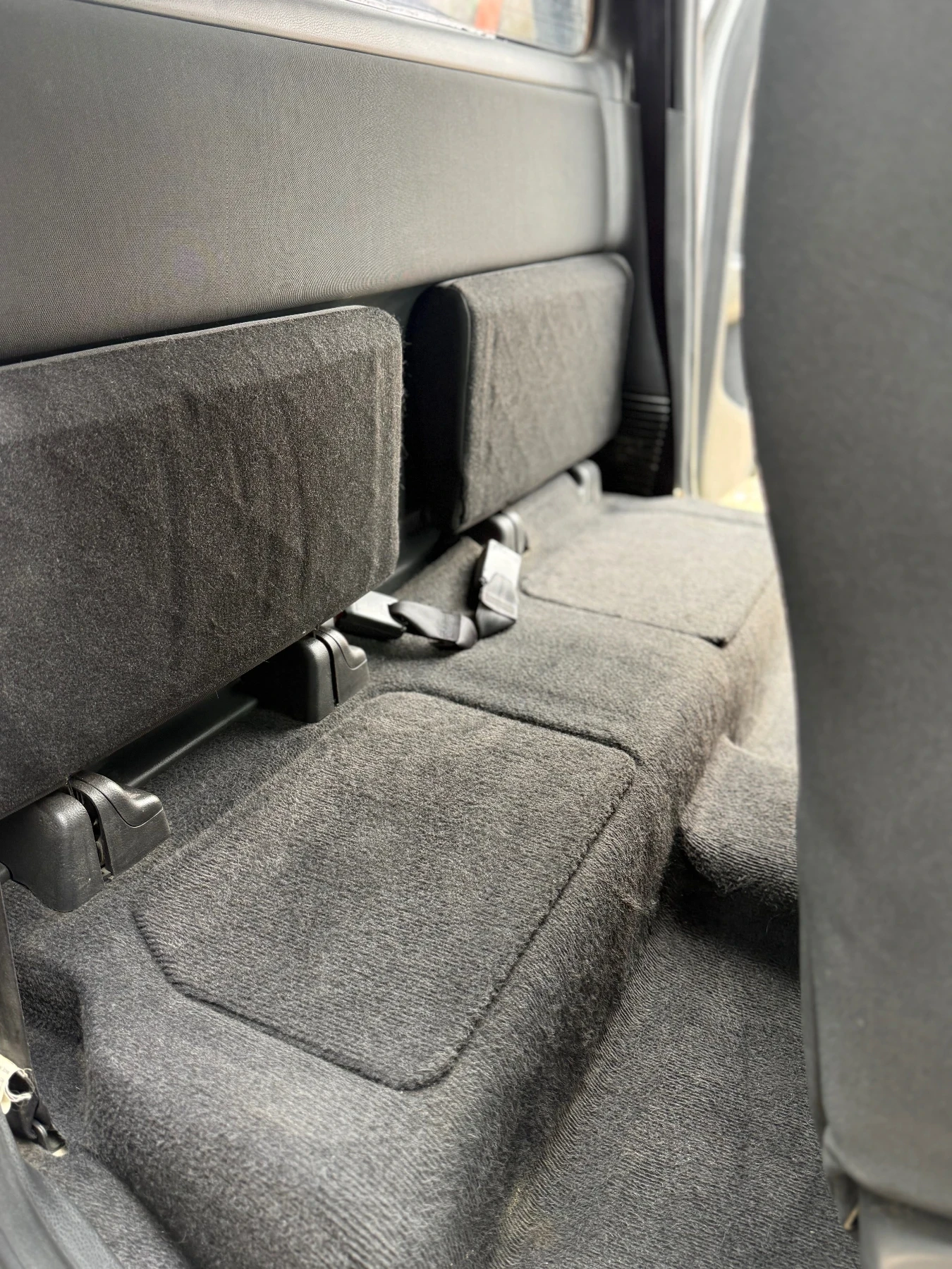 Isuzu D-max 2.5TDI 4X4, снимка 15 - Автомобили и джипове - 53697684