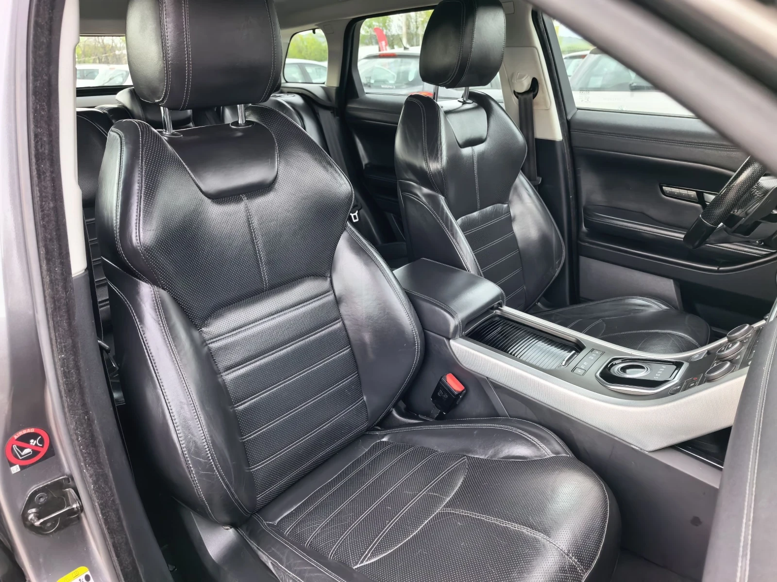 Land Rover Range Rover Evoque 2, 0tdi, снимка 12 - Автомобили и джипове - 54360058