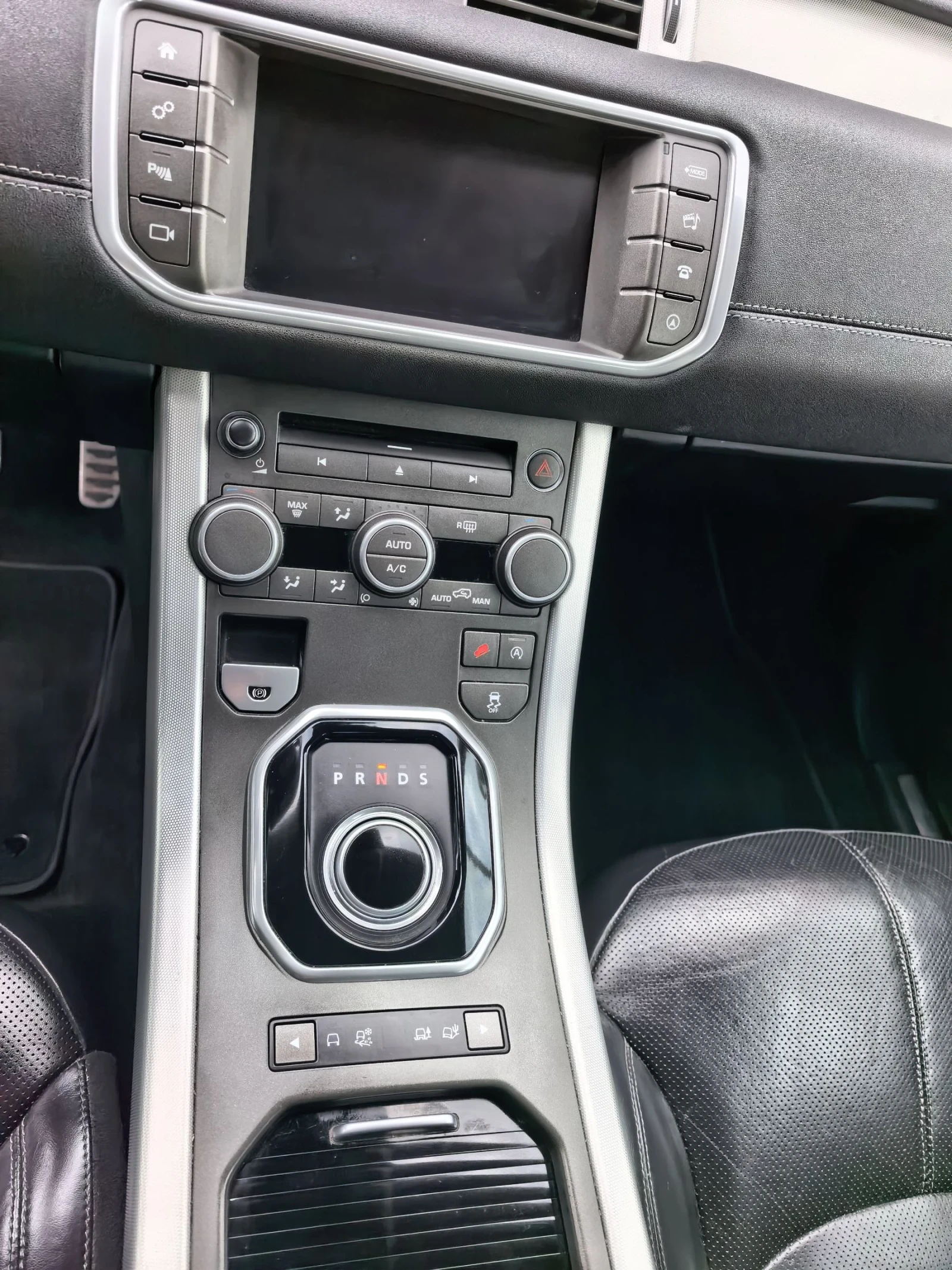 Land Rover Range Rover Evoque 2, 0tdi, снимка 15 - Автомобили и джипове - 54360058