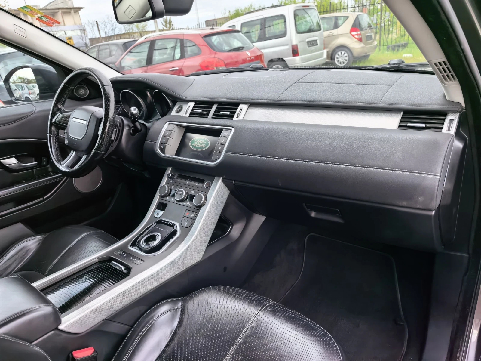 Land Rover Range Rover Evoque 2, 0tdi, снимка 10 - Автомобили и джипове - 54360058