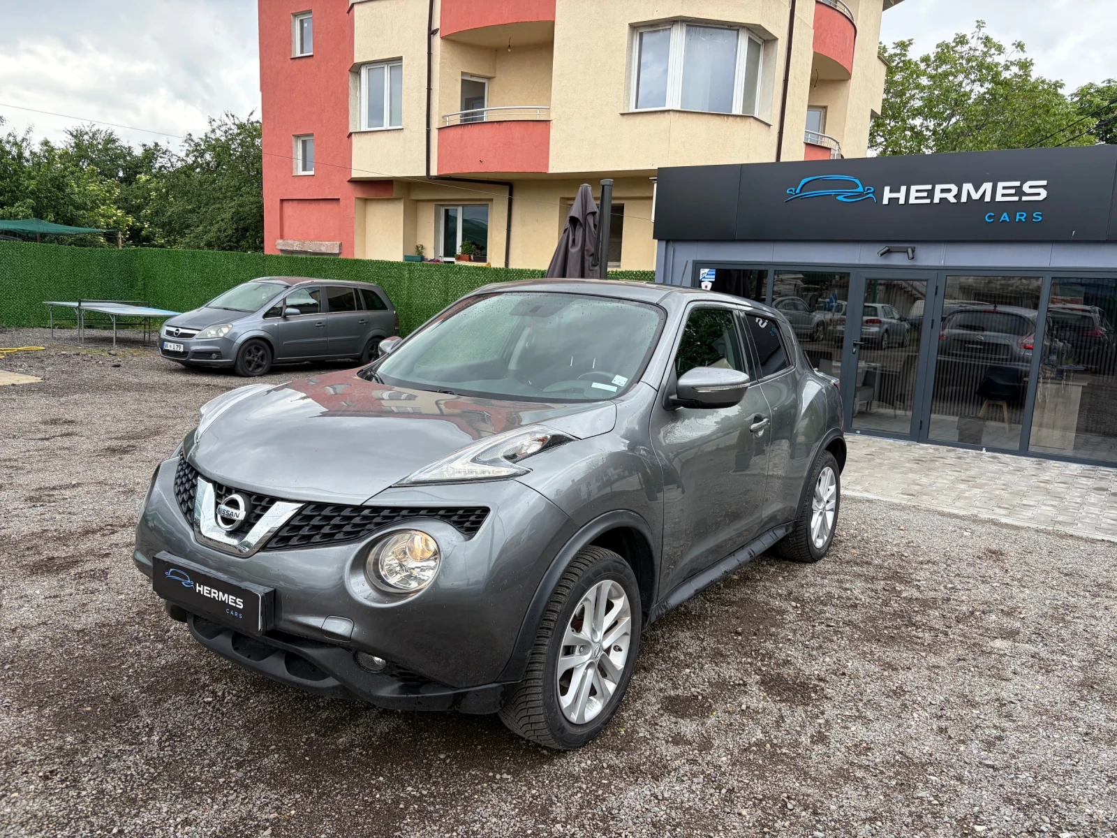 Nissan Juke, снимка 8 - Автомобили и джипове - 54648465