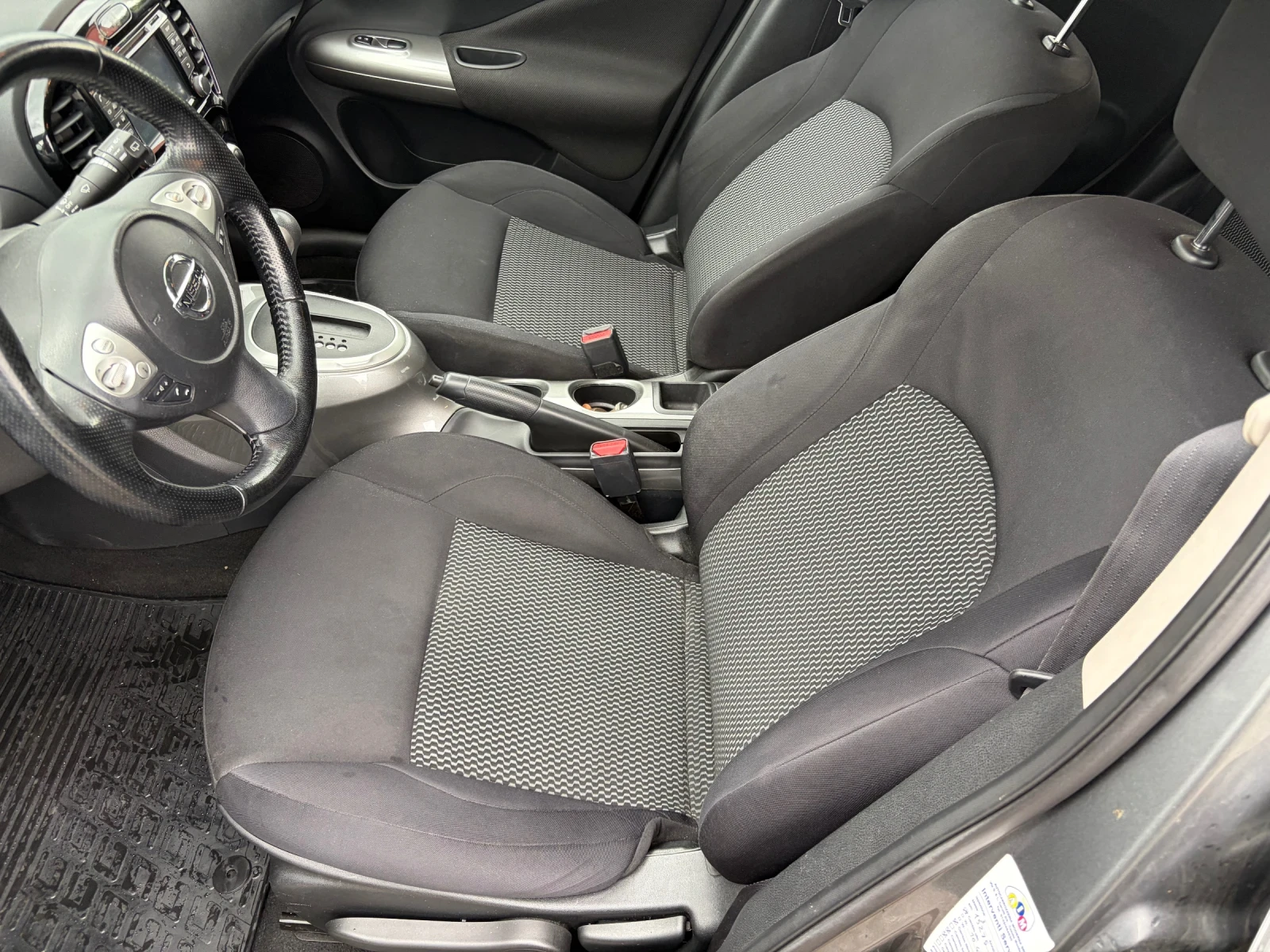 Nissan Juke, снимка 10 - Автомобили и джипове - 54648465