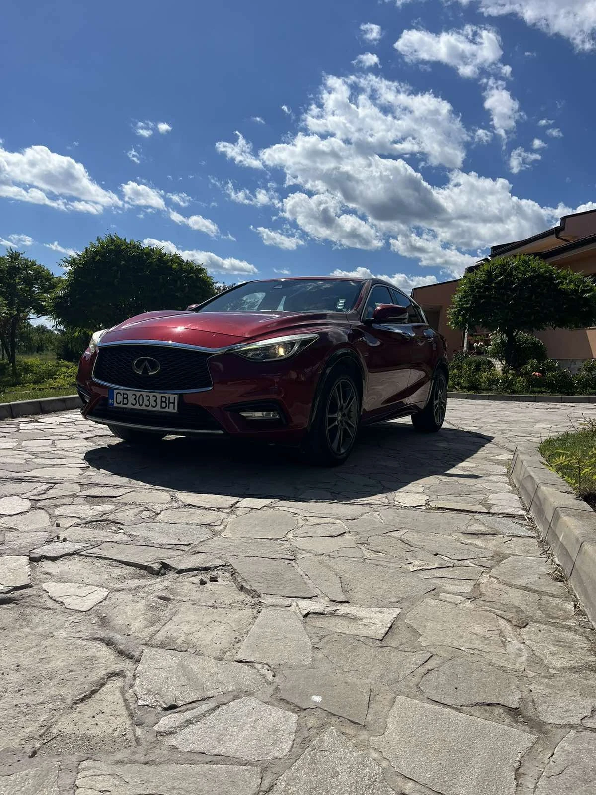 Infiniti Q30 AWD 2.2D
