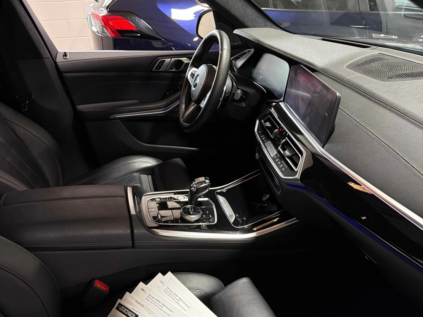 BMW X5 xDrive40i/M-Pack/Laser/Swarovski/360/Pano, снимка 9 - Автомобили и джипове - 55011413