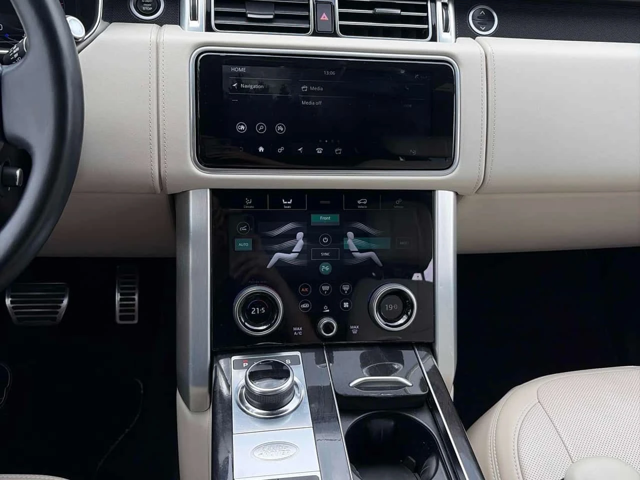 Land Rover Range rover  Autobiography / ЦЕНА ДО БЪЛГАРИЯ / , снимка 9 - Автомобили и джипове - 55237264