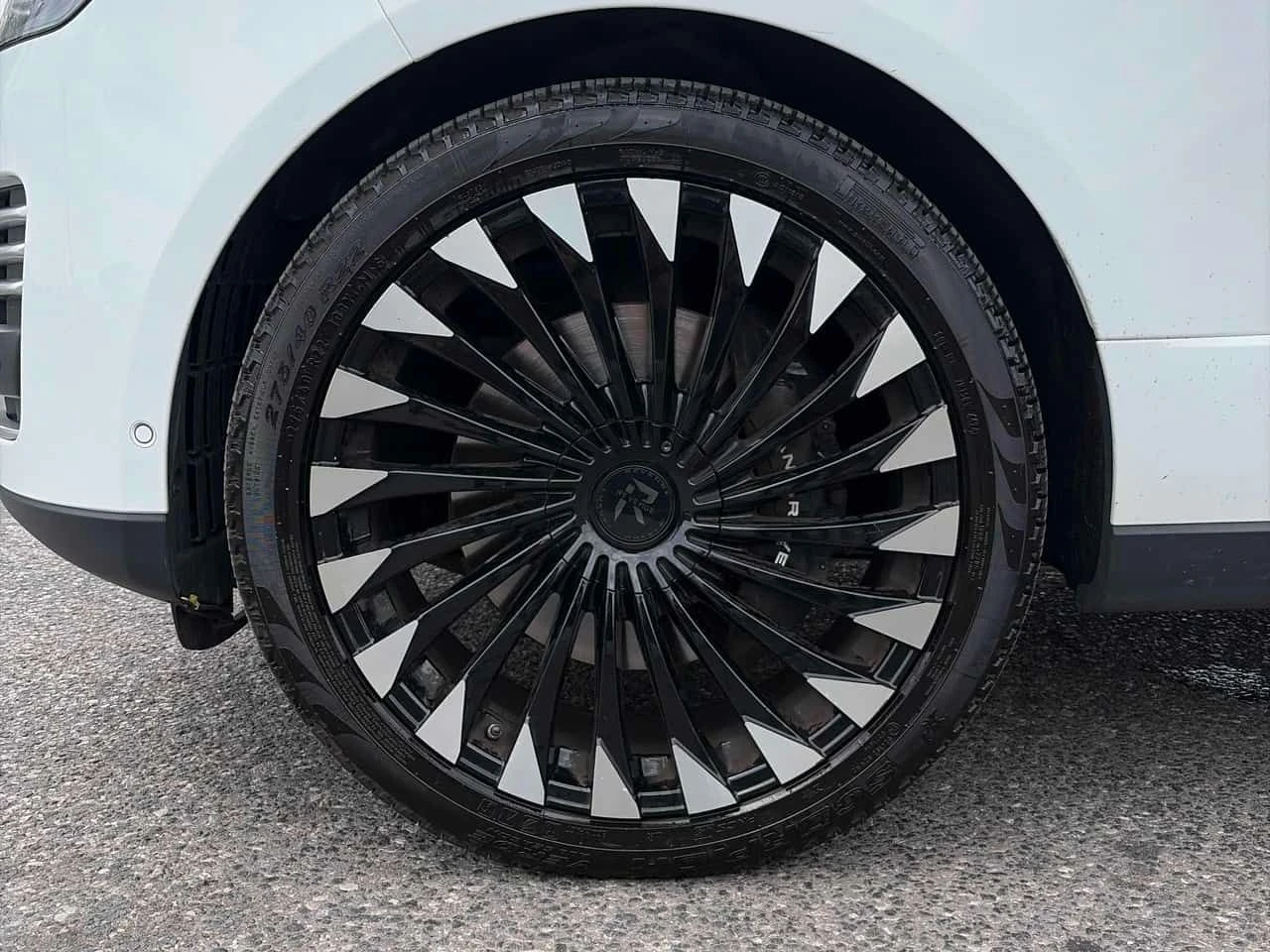 Land Rover Range rover  Autobiography / ЦЕНА ДО БЪЛГАРИЯ / , снимка 7 - Автомобили и джипове - 55237264