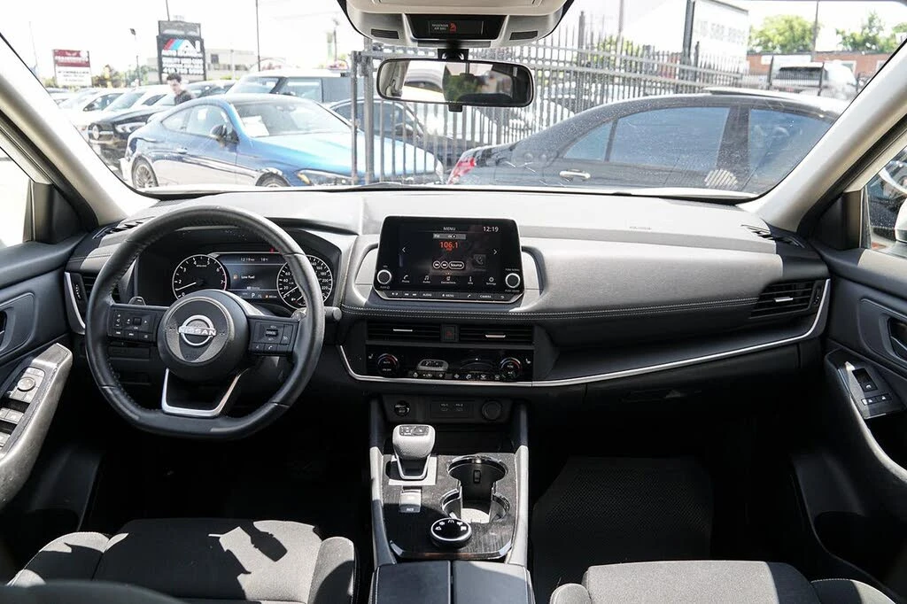 Nissan Rogue 2024* S* AWD* 44908KM* КРАЙНА ЦЕНА, снимка 8 - Автомобили и джипове - 55492601