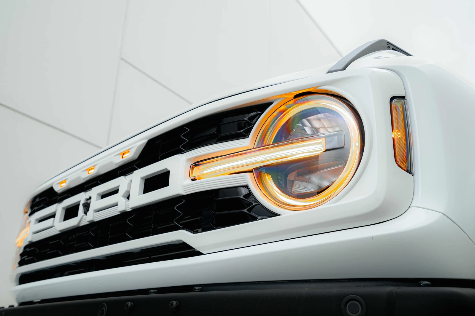 Ford Bronco * Raptor * CARFAX * ОПЦИЯ ЗА ФИНАНСИРАНЕ, снимка 12 - Автомобили и джипове - 56069060