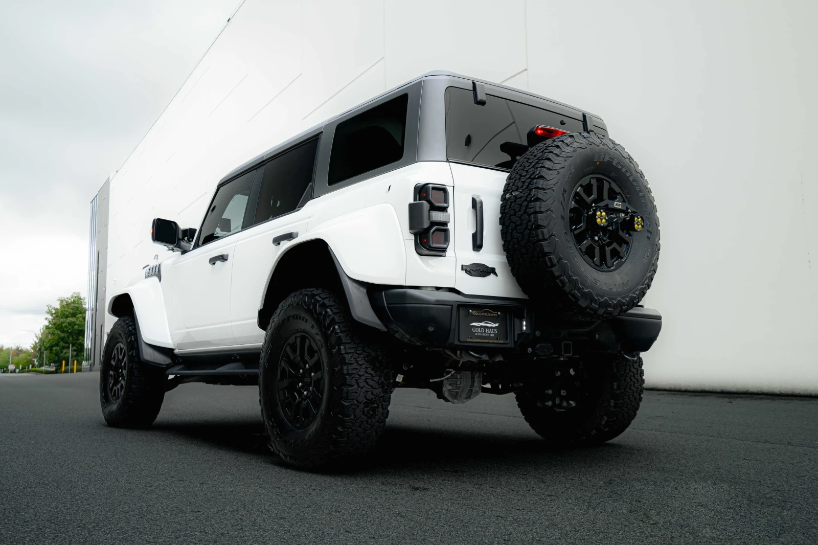 Ford Bronco * Raptor * CARFAX * ОПЦИЯ ЗА ФИНАНСИРАНЕ, снимка 3 - Автомобили и джипове - 56069060
