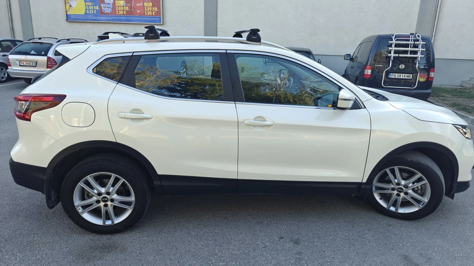 Nissan Qashqai TCdi, снимка 9 - Автомобили и джипове - 56125501