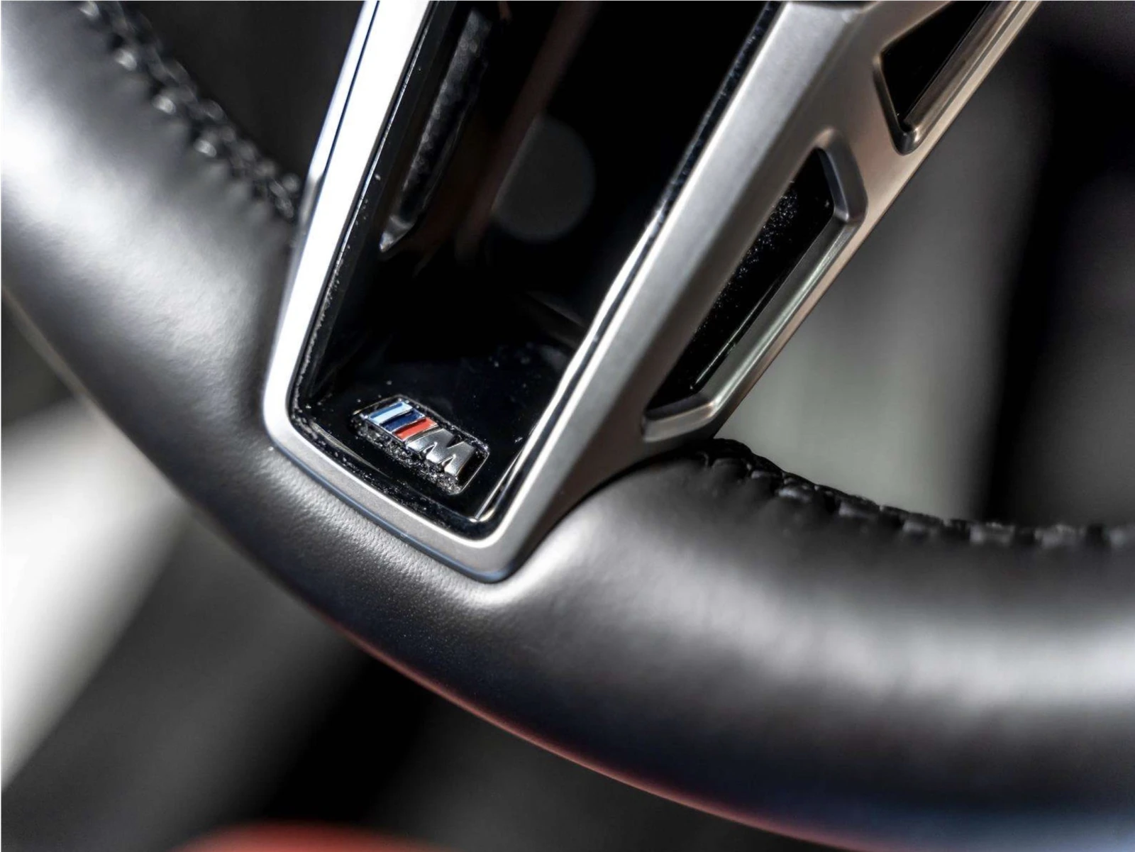 BMW X1 xDrive28i* M Sport Pkg* 360* H&K* 18" | Mobile.bg � ����������� 17
