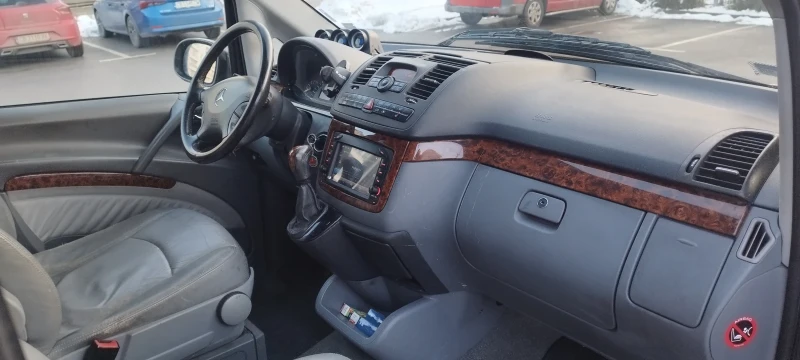 Mercedes-Benz Viano, снимка 8 - Бусове и автобуси - 48705882