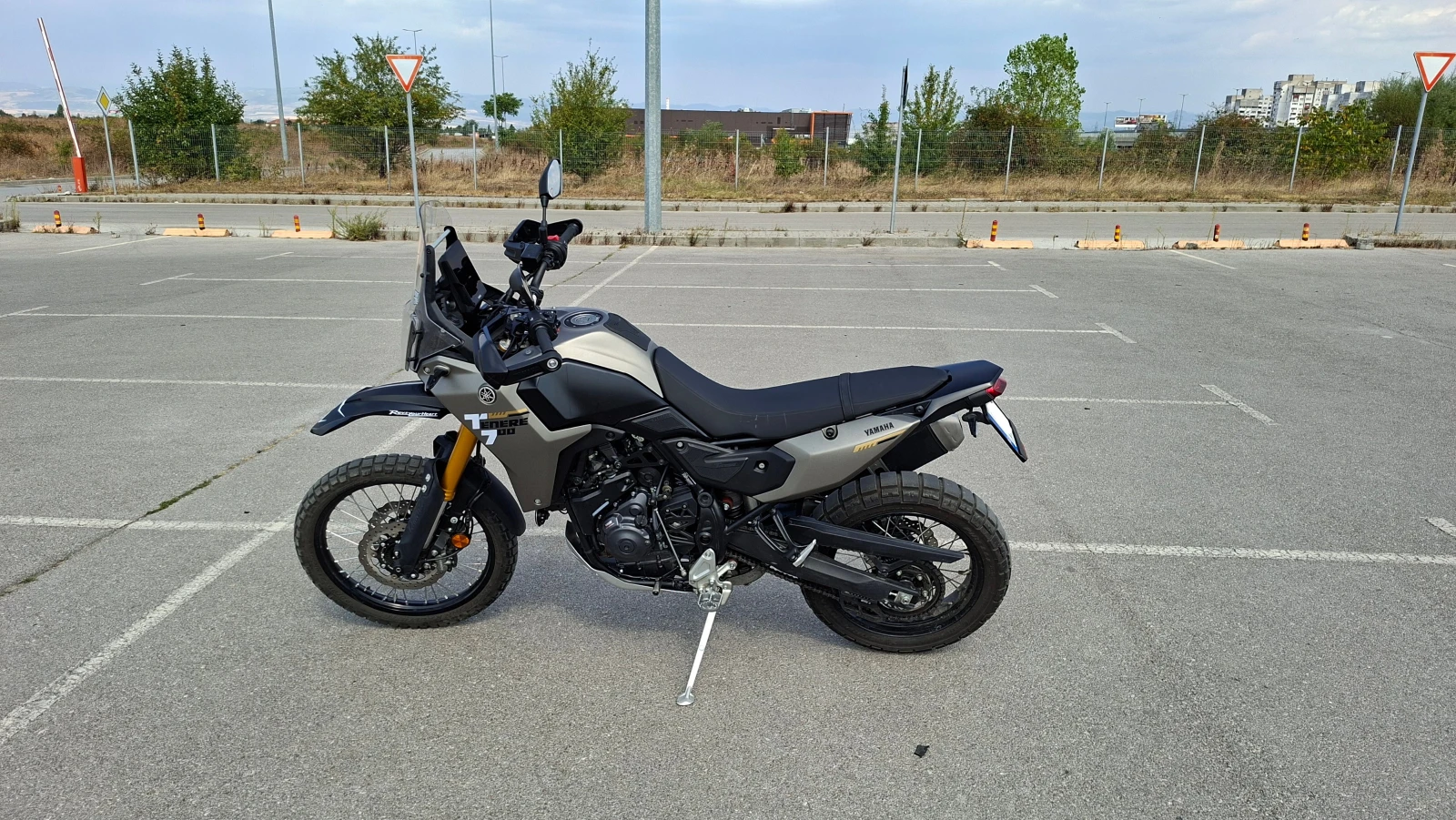 Yamaha Tenere 700 Гаранционен!, снимка 2 - Мотоциклети и мототехника - 56165620