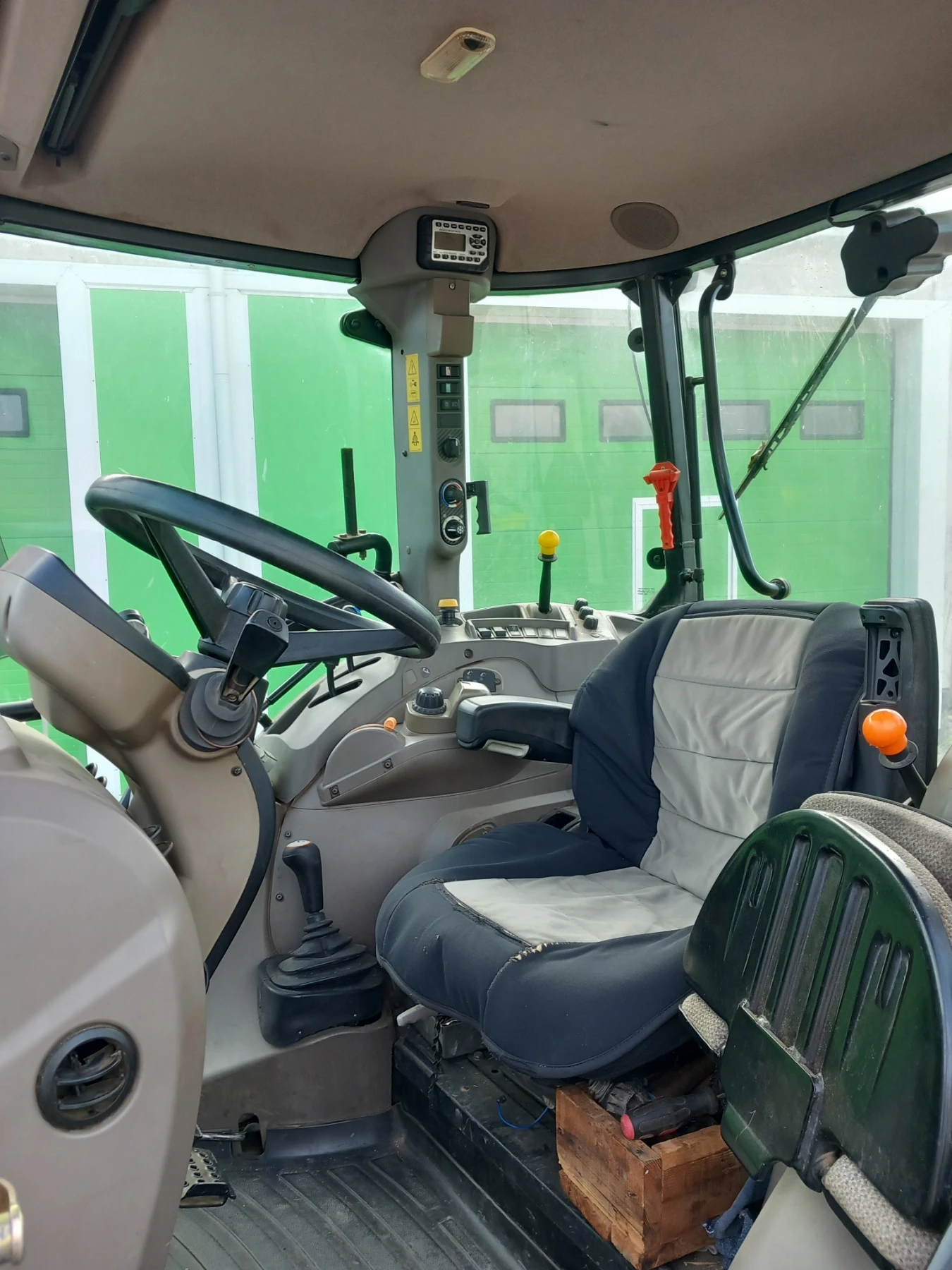 Трактор CASE IH FARMALL 115U - изображение 5