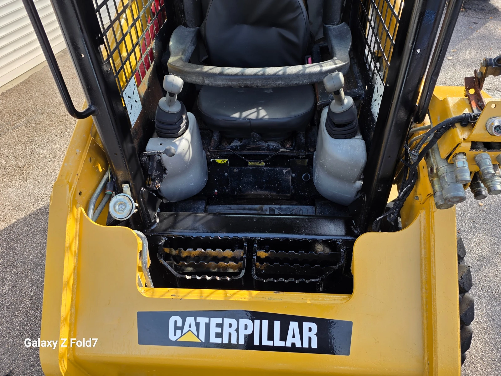 ���� ����� �������� Cat 226B | Mobile.bg � ����������� 12