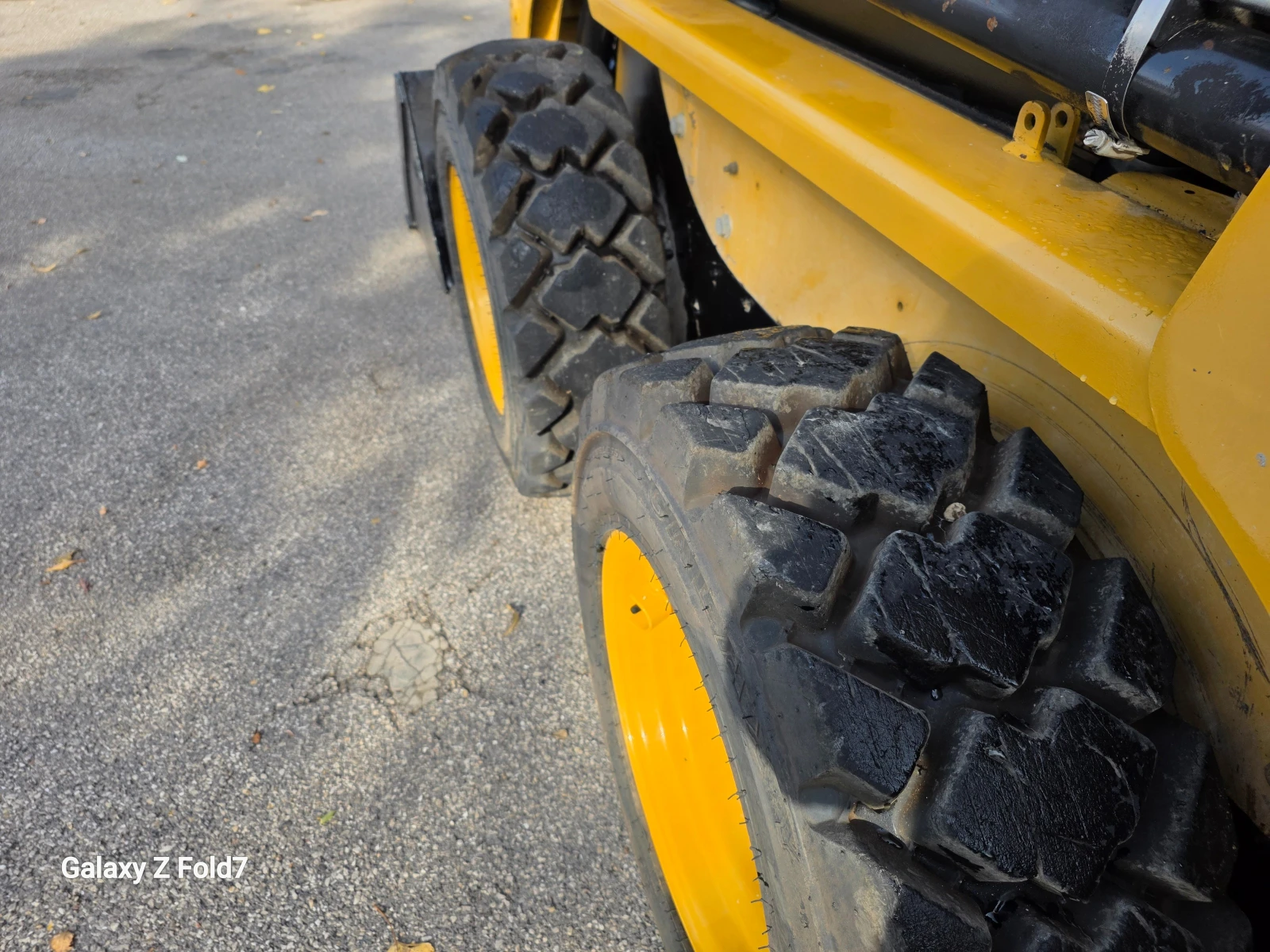 ���� ����� �������� Cat 226B | Mobile.bg � ����������� 9