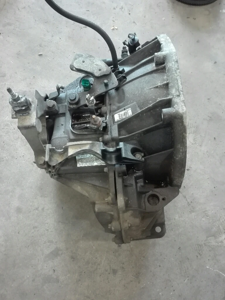 Скоростна кутия рено лагуна 2.0дци 