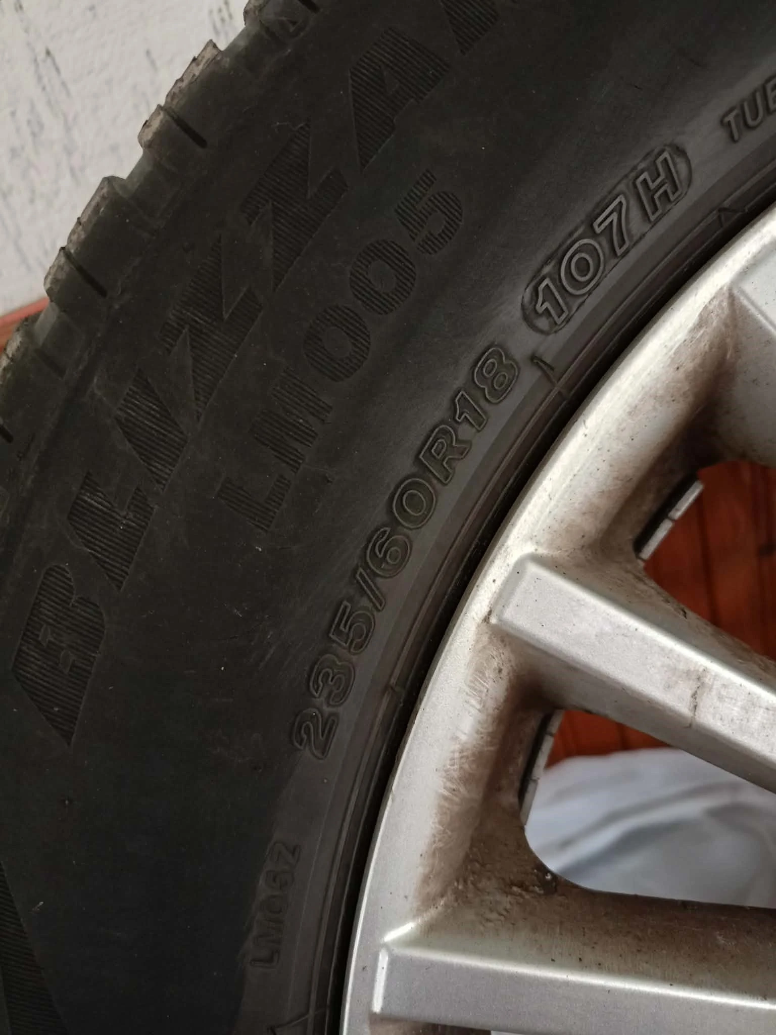 ���� � ������ 235/60R18 | Mobile.bg � ����������� 5