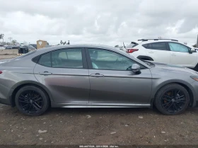 Toyota Camry 2.5l Se, снимка 13