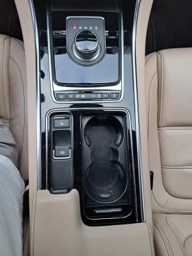 Jaguar XE, снимка 7