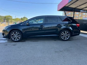 Toyota Avensis 1.8-BUISNESS+ FaceLift-КОЖА+ ПОДГРЕВ-1Г-Гаранция!, снимка 2